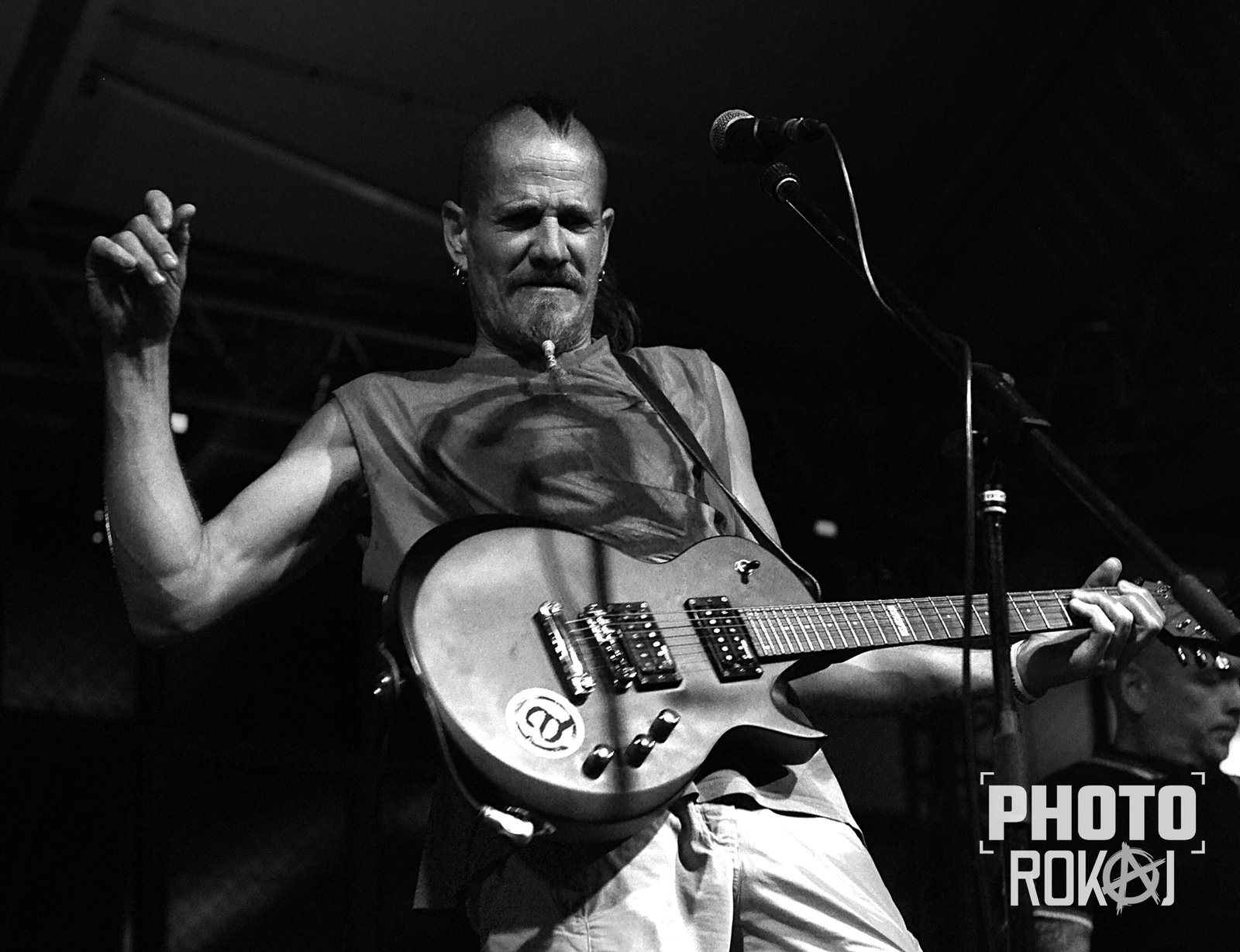 09-6.jpg