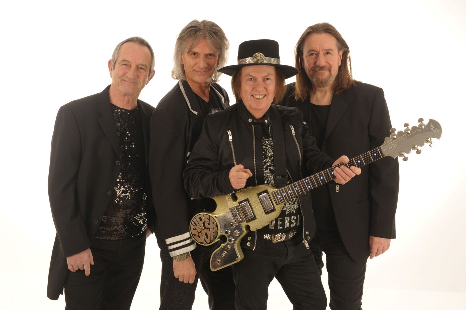 Dave-Hills-Slade-2025-26-Promo-Pic_res-scaled.jpg